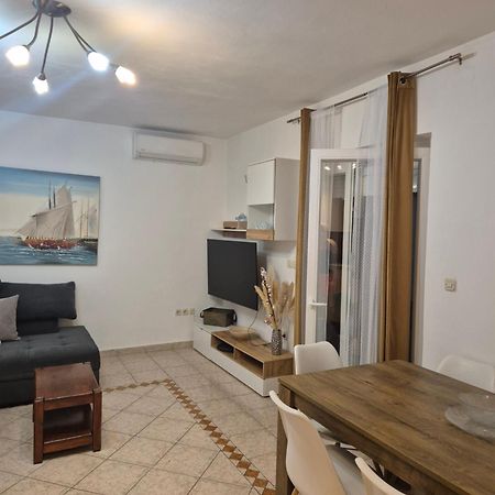 Apartment Plavia Biograd Biograd Na Moru Exterior foto