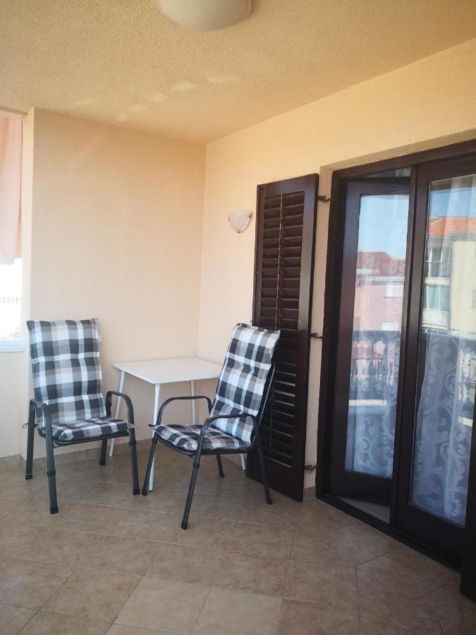 Apartment Plavia Biograd Biograd Na Moru Exterior foto